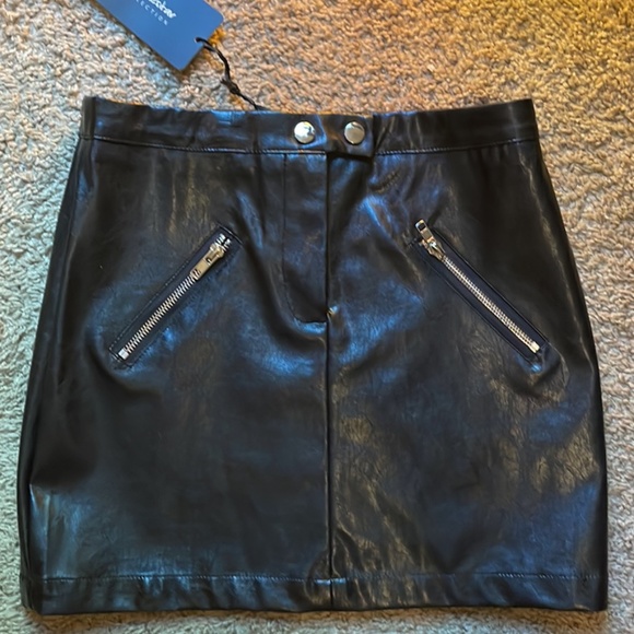Shinestar NEW Leather Skirt - Picture 1 of 2